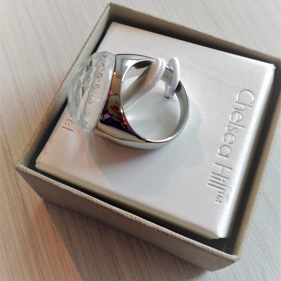 ring - Picture 5 of 8